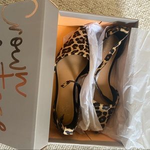 NEW! Crown Vintage Evalinda Leopard print Flats, Size 9